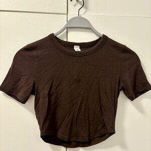 Lululemon Hold Tight Cropped T-Shirt in Espresso Size 4 - Worn Once Only